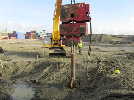 Piles Image